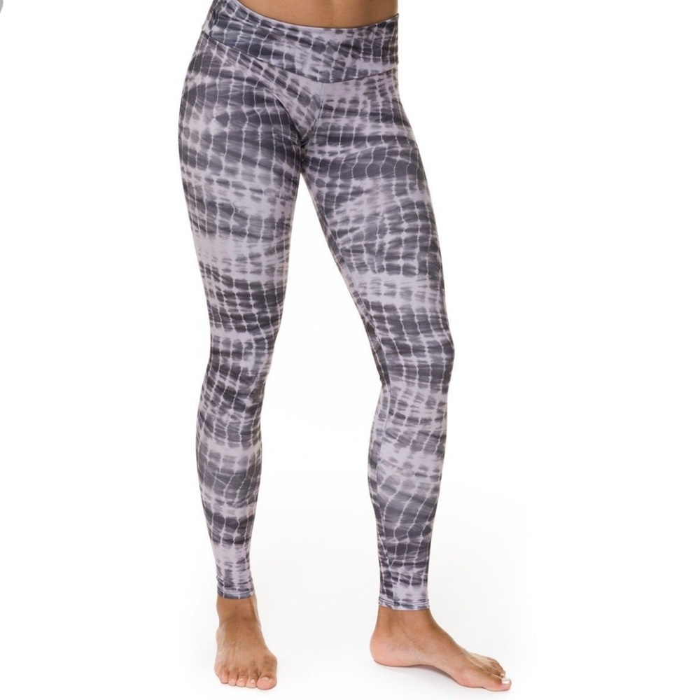 Onzie Tie Dye Leggings